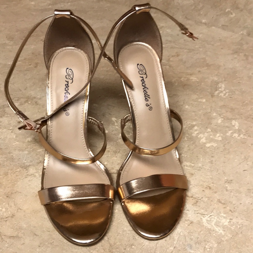 Formal shoes